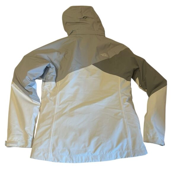 The North Face Women’s Triclimate 3‑in‑1 Jacket M Waterproof Windbreaker Coat - Picture 2 of 16